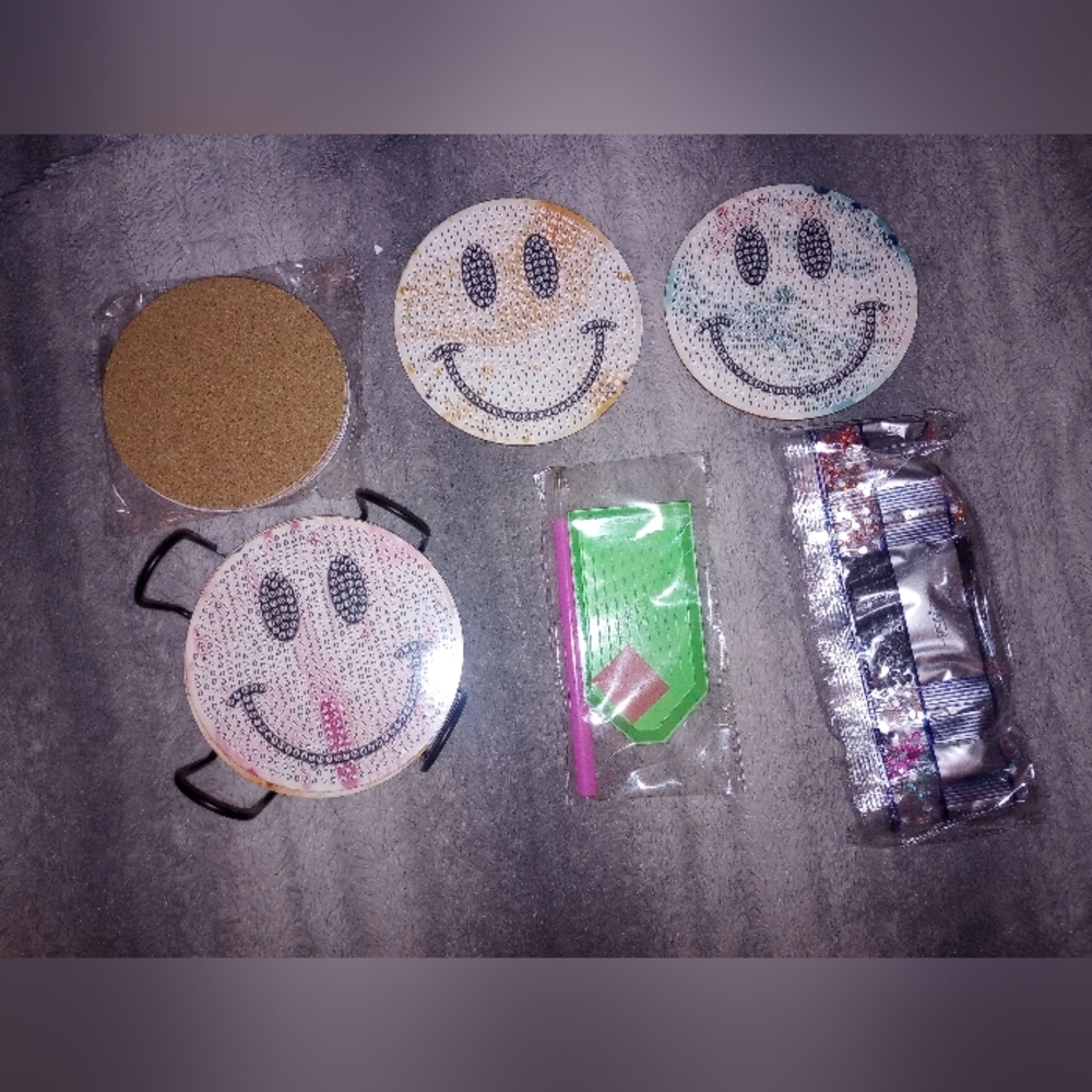 8 Piece Colorful Smiley Face Diamond Painting Coasters Set NWT